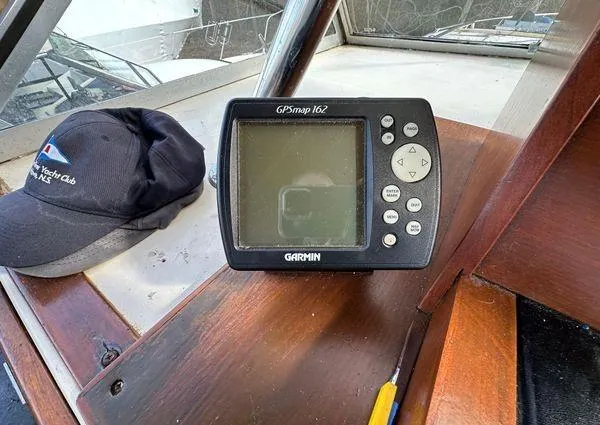 Slide: The Image of Chris-Craft 350 Catalina 1986 - 23