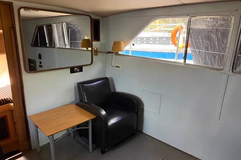 Slide: The Image of Chris-Craft 350 Catalina 1986 - 40