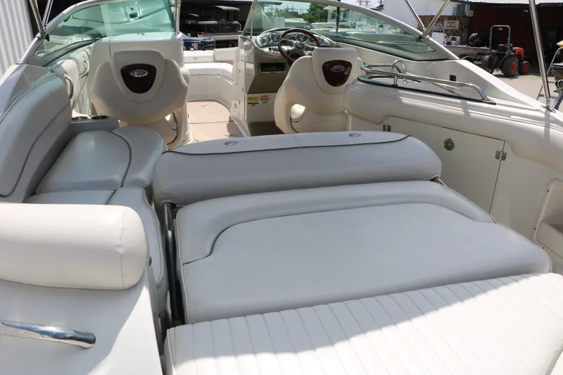 Slide: The Image of Crownline Boats 240 Ex 2006 - 15