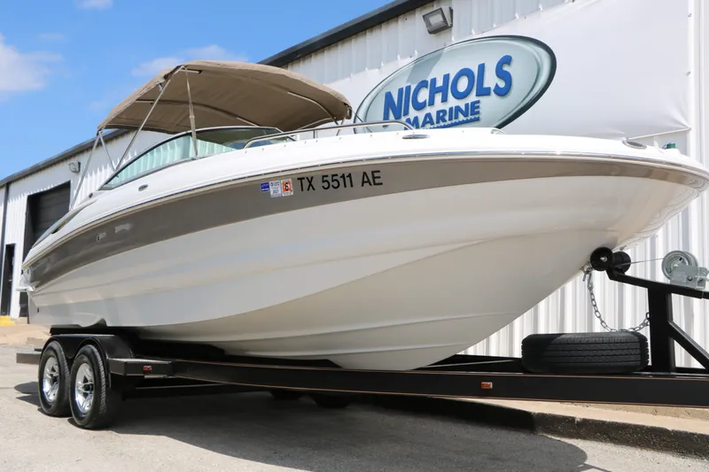 Slide: The Image of Crownline Boats 240 Ex 2006 - 2