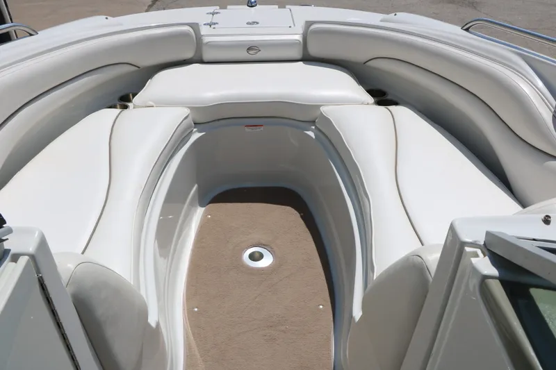 Slide: The Image of Crownline Boats 240 Ex 2006 - 31