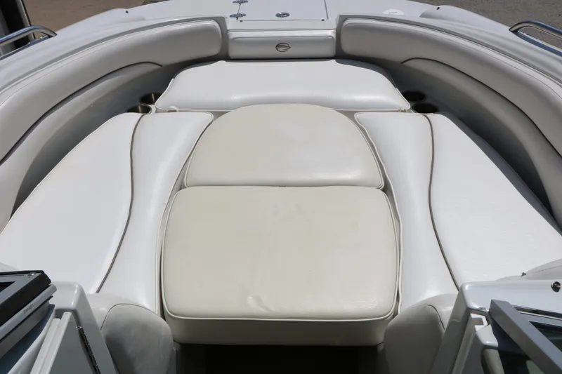 Slide: The Image of Crownline Boats 240 Ex 2006 - 32