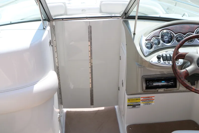 Slide: The Image of Crownline Boats 240 Ex 2006 - 41