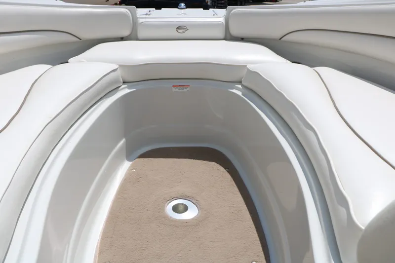 Slide: The Image of Crownline Boats 240 Ex 2006 - 43