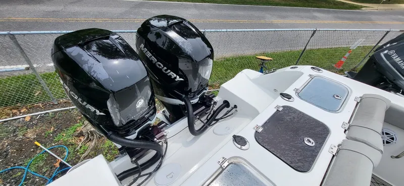 Slide: The Image of Wellcraft 302 Scarab 2023 - 13