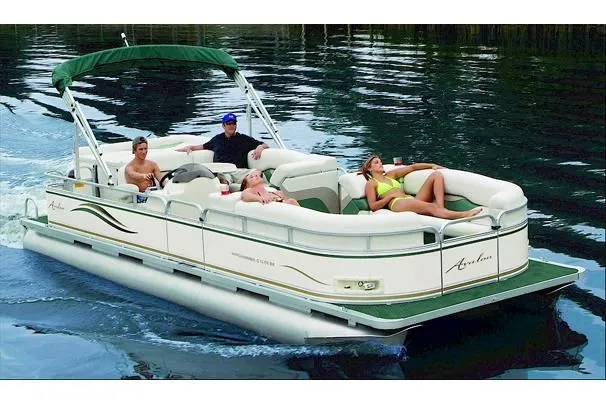 The Image of Avalon Windjammer - 24' 2006 - 0