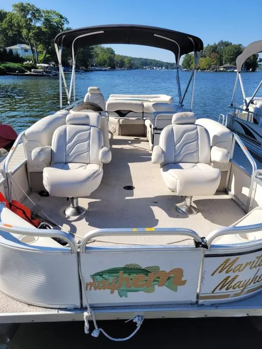 Slide: The Image of Avalon Windjammer - 24' 2006 - 2