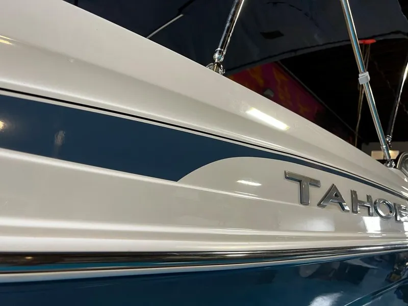 Slide: The Image of Tahoe 210 Si 2023 - 35