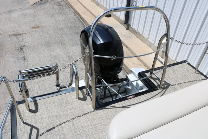 Slide: The Image of Harris Cruiser 230 2019 - 37