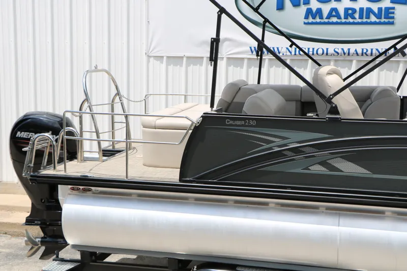 Slide: The Image of Harris Cruiser 230 2019 - 9