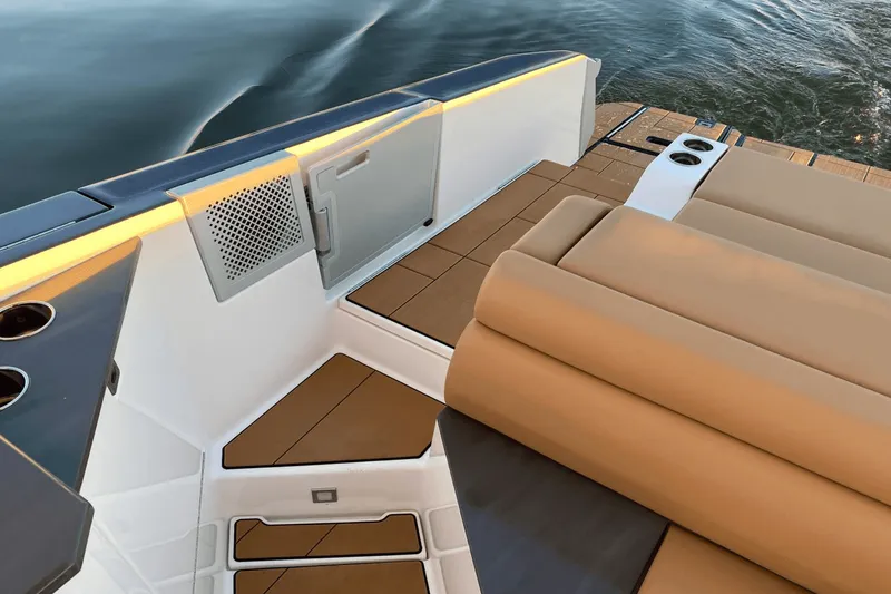 Slide: The Image of Aviara AV32 2024 - 12