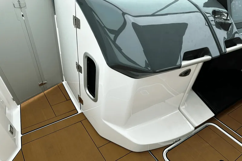 Slide: The Image of Aviara AV32 2024 - 24