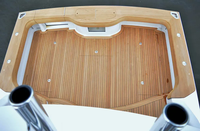 Slide: The Image of Hatteras 45 Express Sportfish 2019 - 28