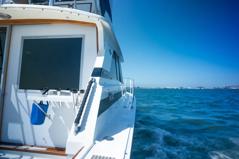 Slide: The Image of Bertram 35 Convertible 1984 - 4