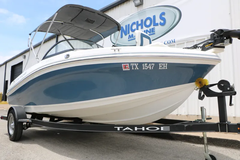 Slide: The Image of Tahoe 450TF 2018 - 9