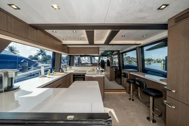Slide: The Image of Galeon 640 FLY 2019 - 30