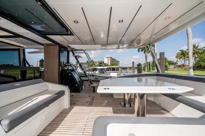 Slide: The Image of Galeon 640 FLY 2019 - 35