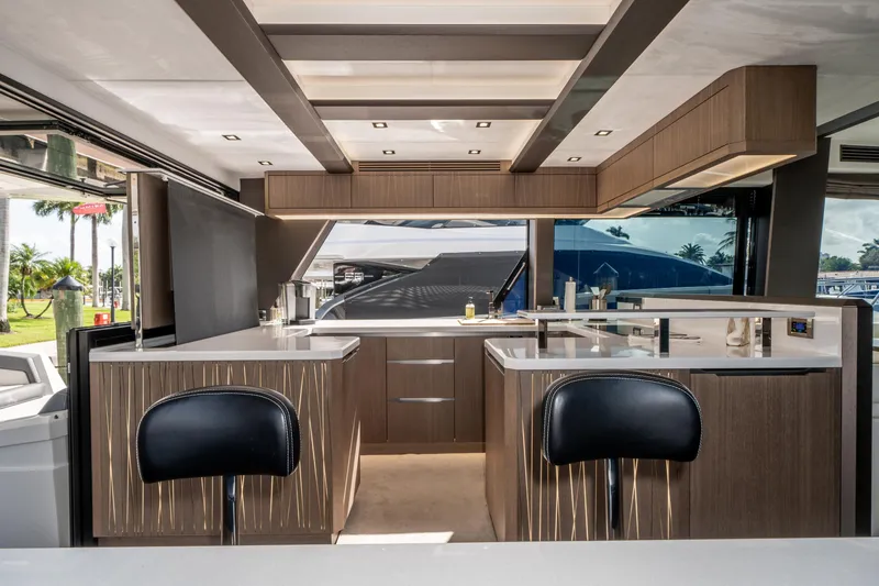 Slide: The Image of Galeon 640 FLY 2019 - 40