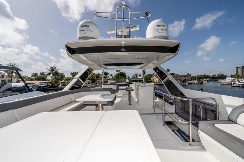 Slide: The Image of Galeon 640 FLY 2019 - 42
