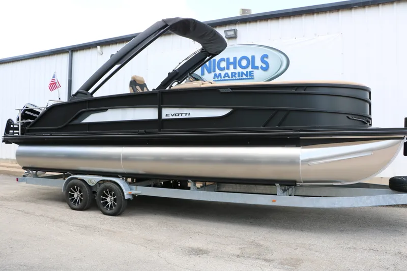 The Image of EVOTTI 725 CS Arch Tri-Toon 2026 - 0