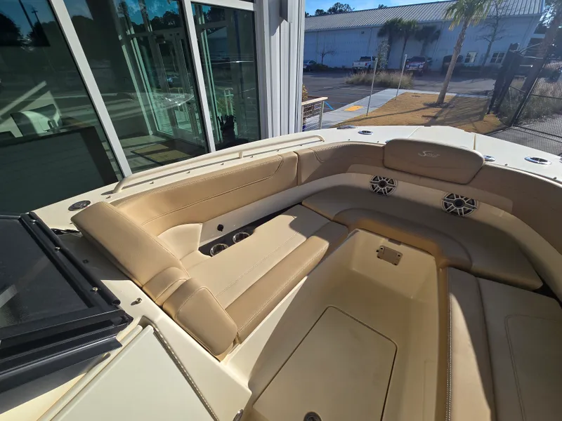 Slide: The Image of Scout 277 Dorado 2025 - 14