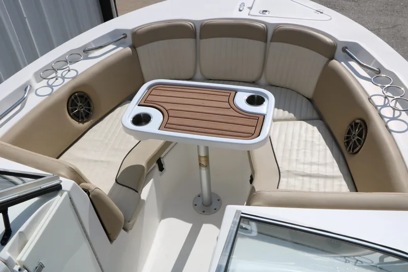 Slide: The Image of Sea Fox 226 Traveler 2017 - 11