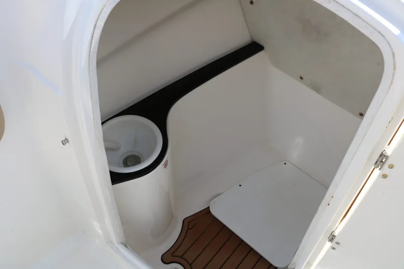 Slide: The Image of Sea Fox 226 Traveler 2017 - 24