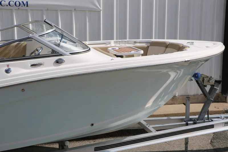 Slide: The Image of Sea Fox 226 Traveler 2017 - 4