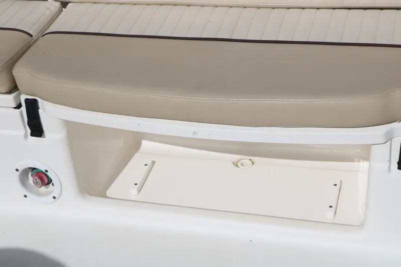 Slide: The Image of Sea Fox 226 Traveler 2017 - 40