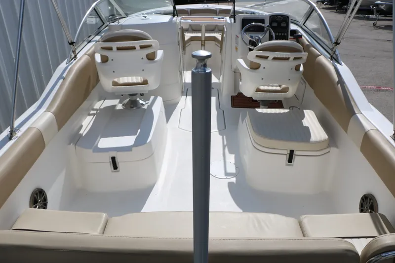 Slide: The Image of Sea Fox 226 Traveler 2017 - 8