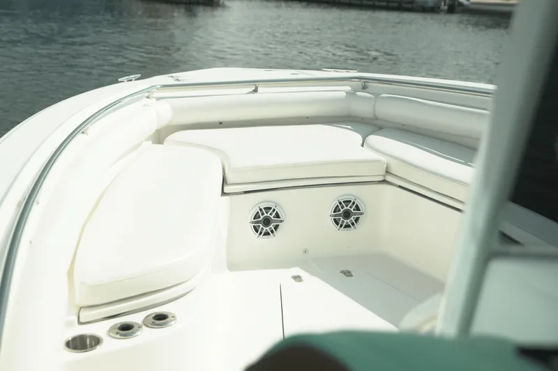 Slide: The Image of Boston Whaler 320 OUTRAGE 2012 - 56