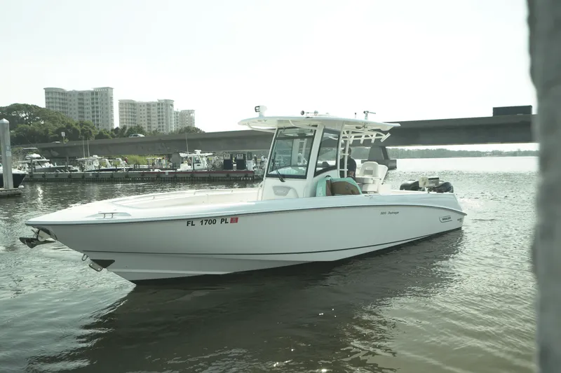 Slide: The Image of Boston Whaler 320 OUTRAGE 2012 - 63