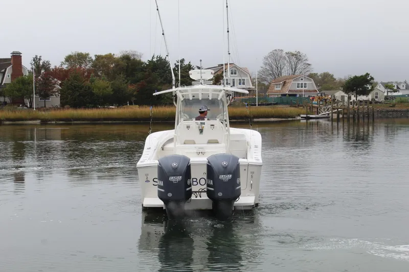 Slide: The Image of Regulator Marine 34SS 2014 - 44