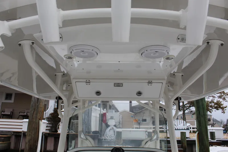 Slide: The Image of Regulator Marine 34SS 2014 - 31