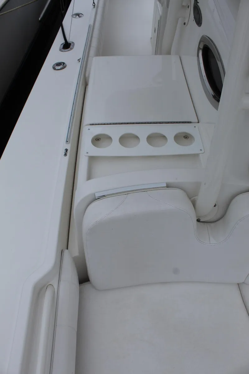 Slide: The Image of Regulator Marine 34SS 2014 - 14