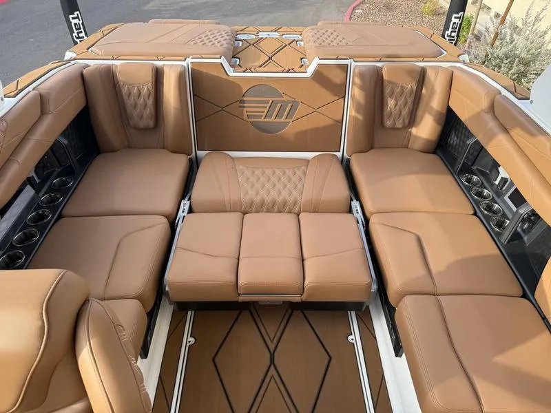 Slide: The Image of Malibu M230 2026 - 17