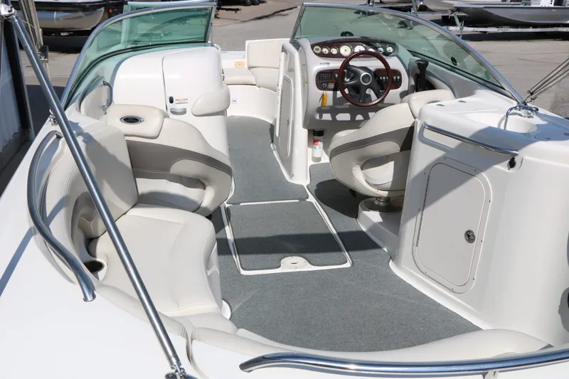 Slide: The Image of Chaparral 254 Sunesta 2005 - 18