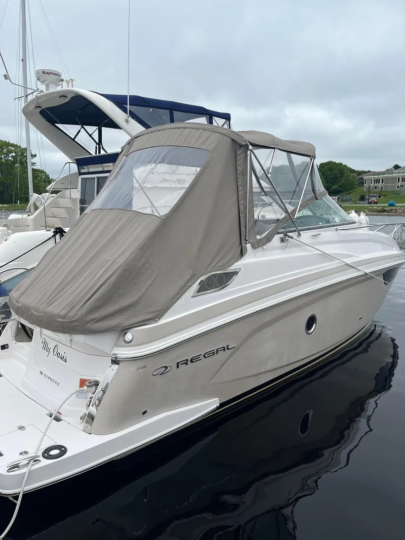 Slide: The Image of Regal 28 Express 2013 - 47
