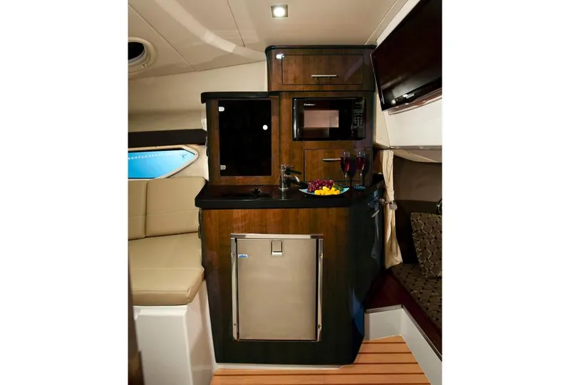 Slide: The Image of Regal 28 Express 2013 - 35