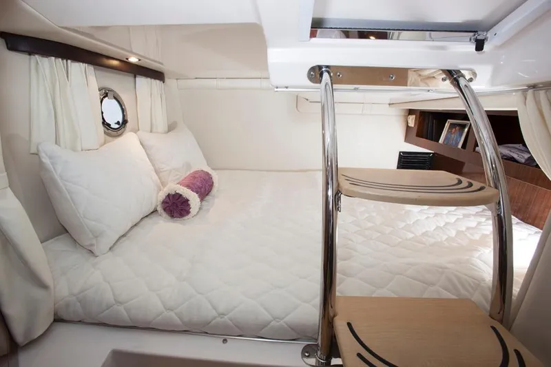 Slide: The Image of Regal 28 Express 2013 - 37