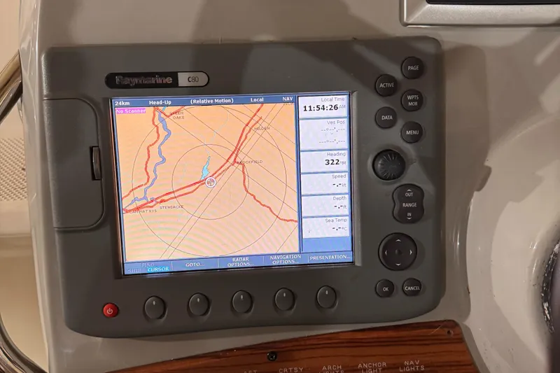 Slide: The Image of Bayliner 300 2009 - 14