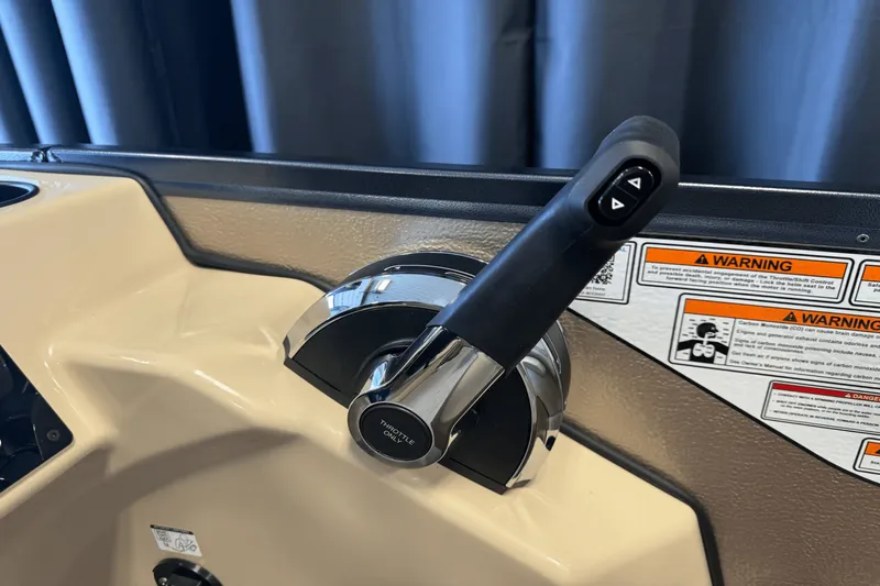 Slide: The Image of Premier 220 Sunscape 2025 - 23