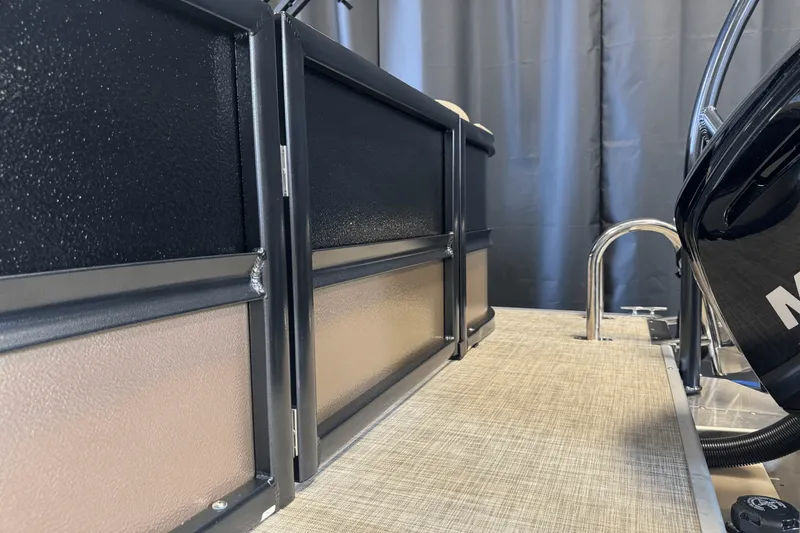 Slide: The Image of Premier 220 Sunscape 2025 - 44