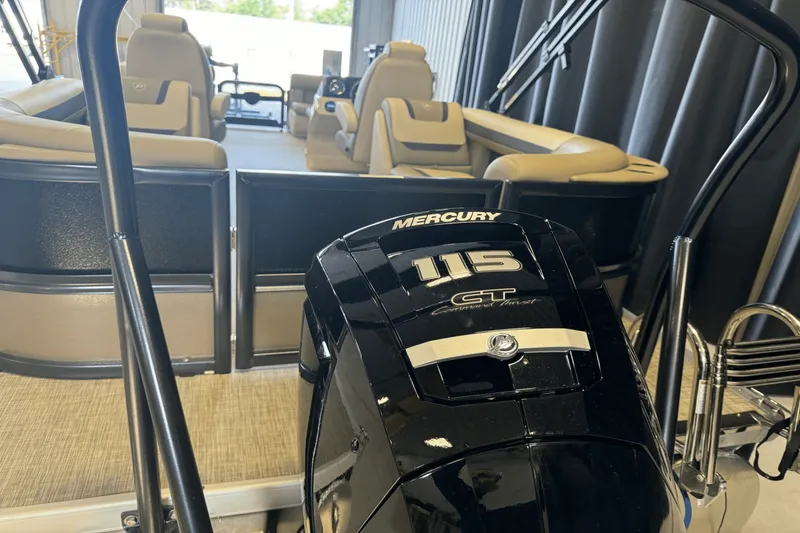 Slide: The Image of Premier 220 Sunscape 2025 - 47