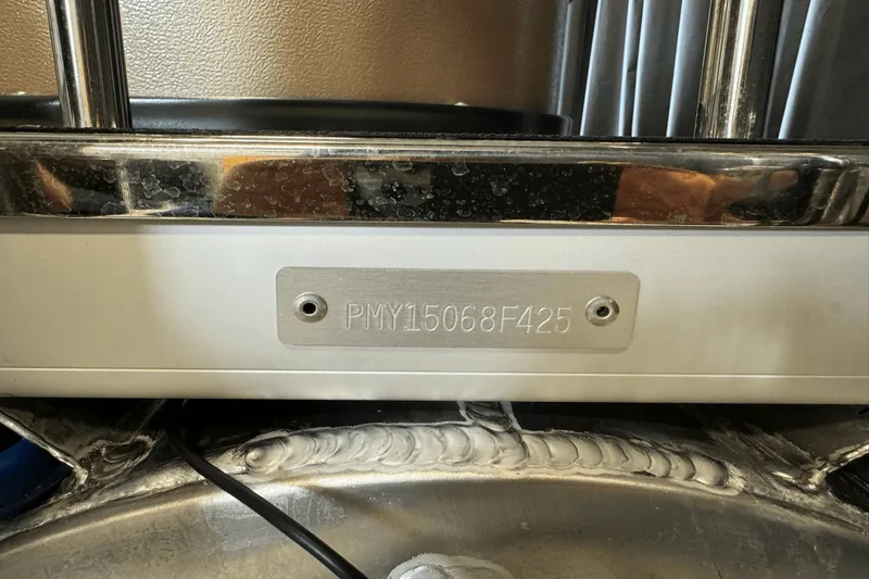 Slide: The Image of Premier 220 Sunscape 2025 - 55