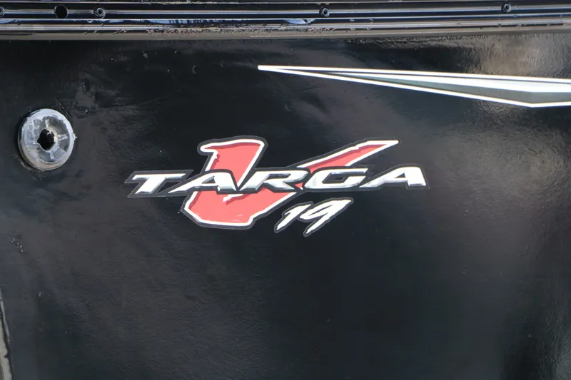 Slide: The Image of Tracker Targa 19C 2022 - 6