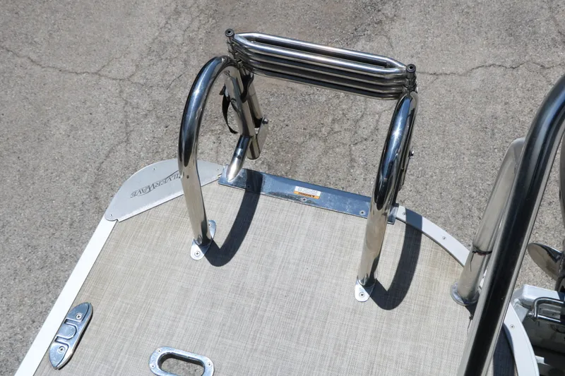 Slide: The Image of Silver Wave 2210 SW5 CLS 2020 - 45