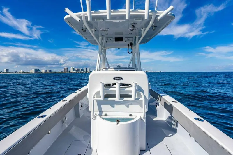 Slide: The Image of Reef Runner 230 2027 - 10