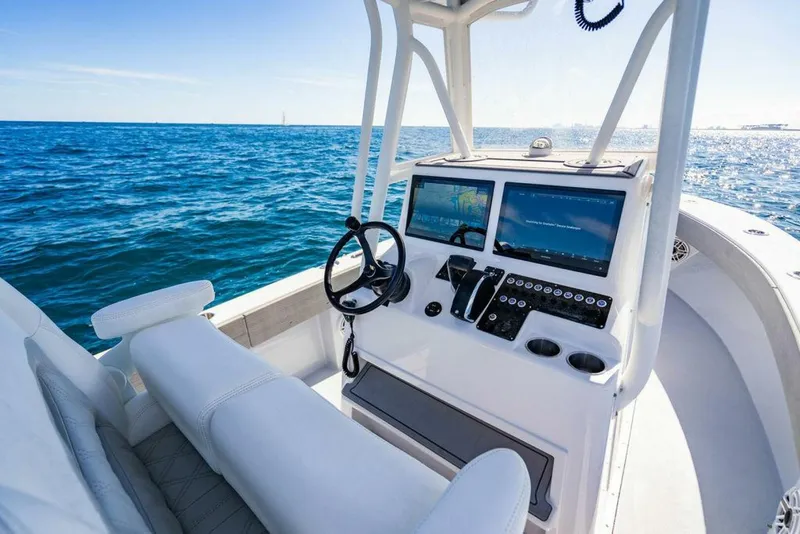 Slide: The Image of Reef Runner 230 2027 - 15