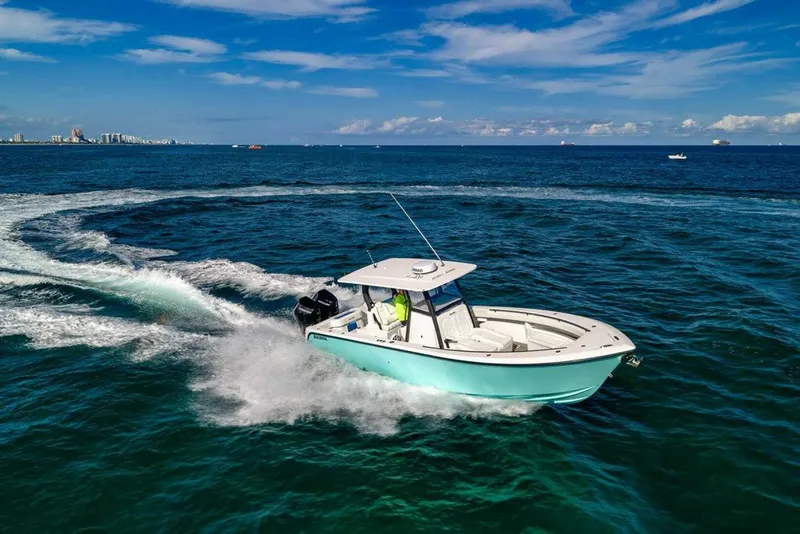 Slide: The Image of Reef Runner 340 2026 - 43
